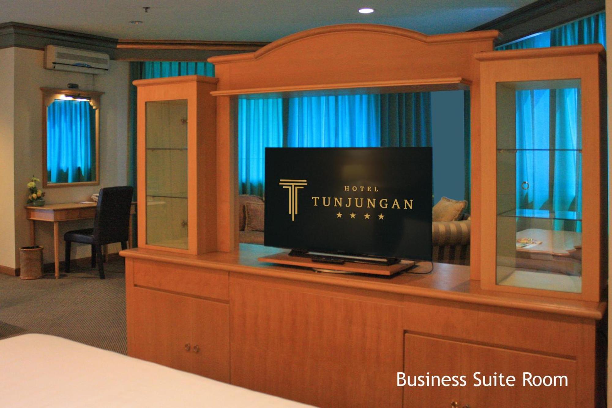 Tunjungan Hotel Surabaya Zimmer foto